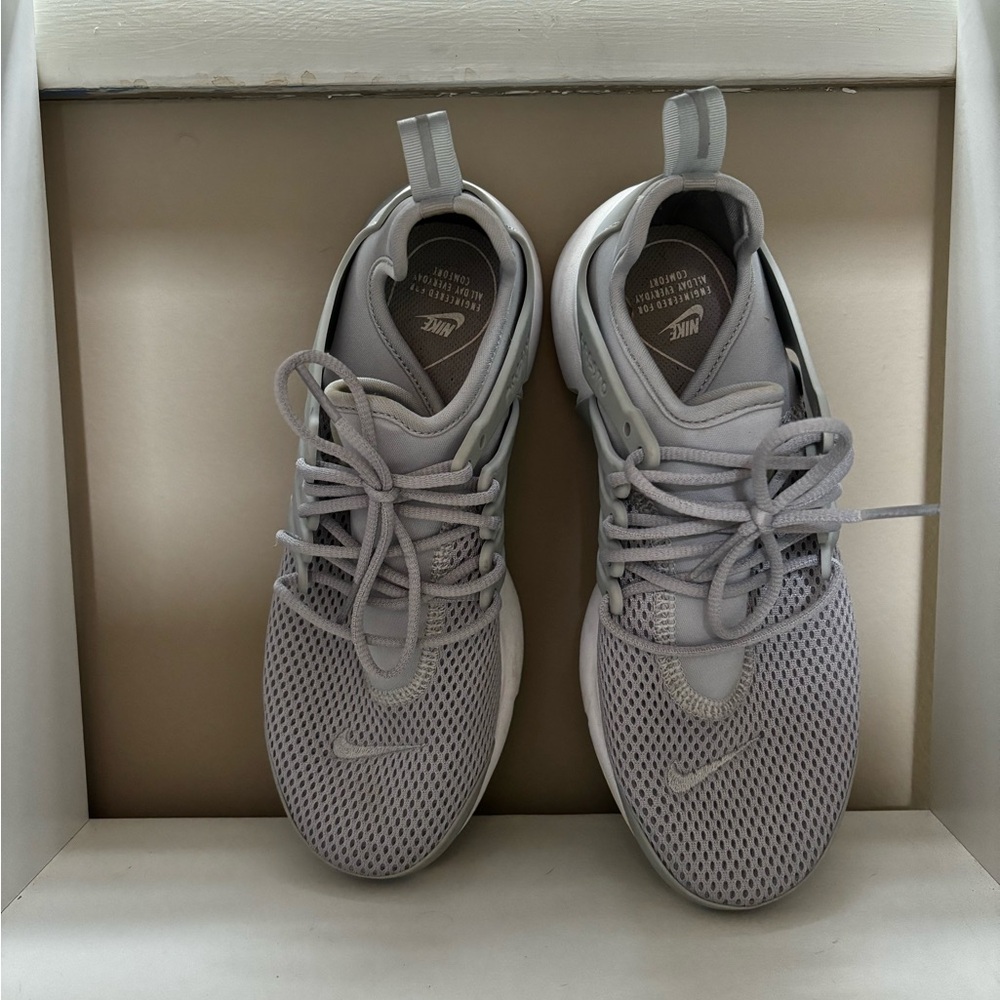 Nike Women's Air Presto Lace Up Sneakers WOLF GREY 878068-006 SZ 7